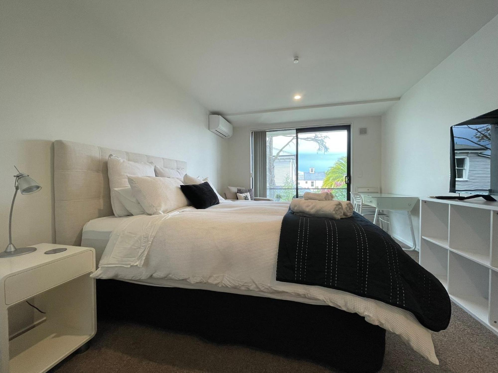 Luxury 1 Bedroom In Cbd Close To Convention Centre Apartment Christchurch